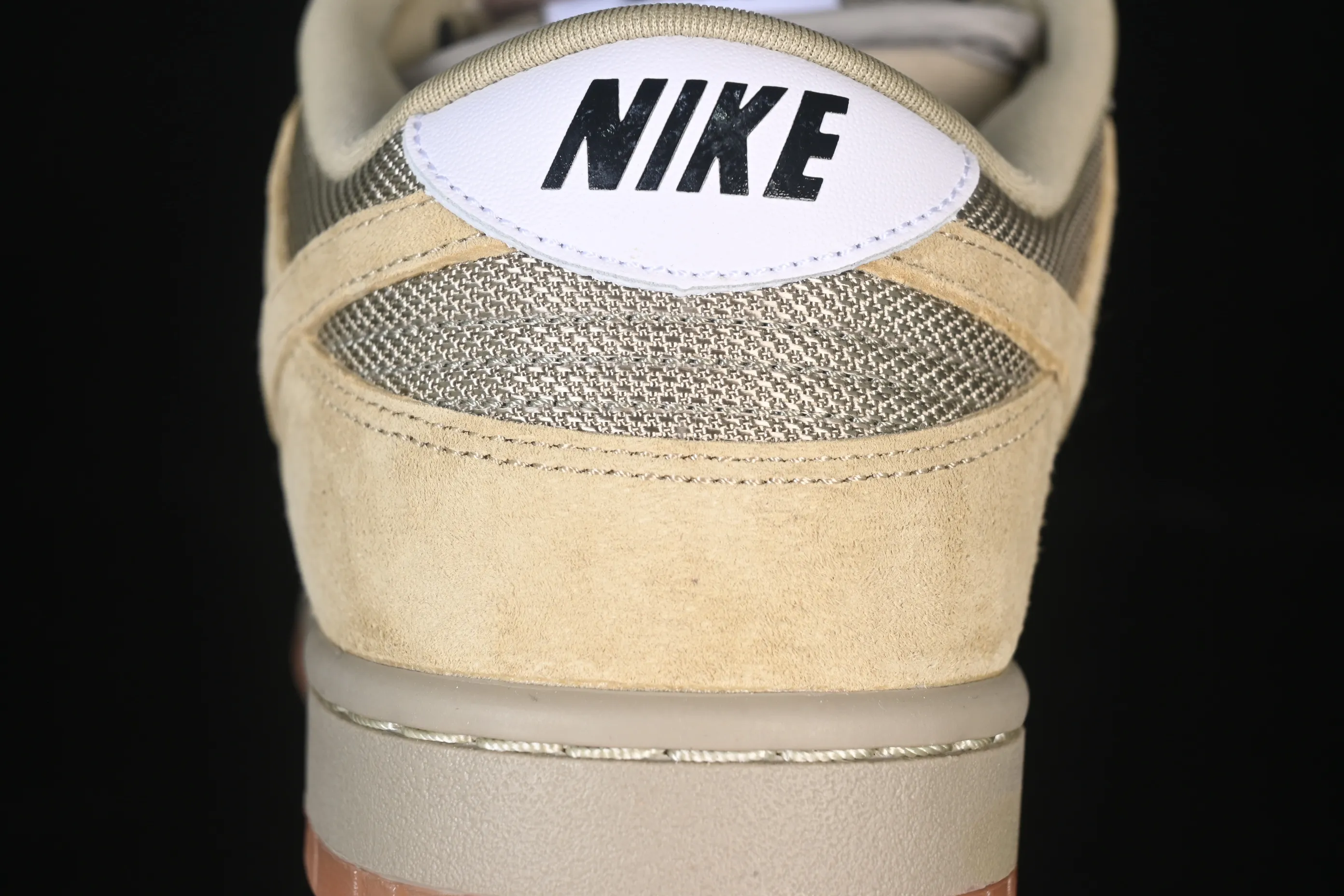 All Categories Nk SB Dunk Series Nk SB Dunk Low Low-top sneakers Nike SB Dunk Low Pro B "Parachute Beige" Desert Khaki Low-top casual sneakers HJ0367-200